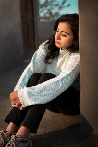 আপনার অনুভূতিগুলো কাউকে খুলে বলতে পারেন।